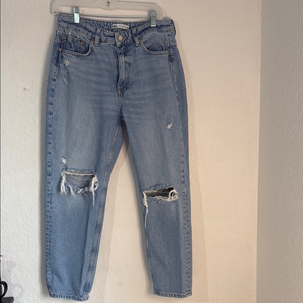 Zara Blue Ankle Cropped Jeans with Distressed Details